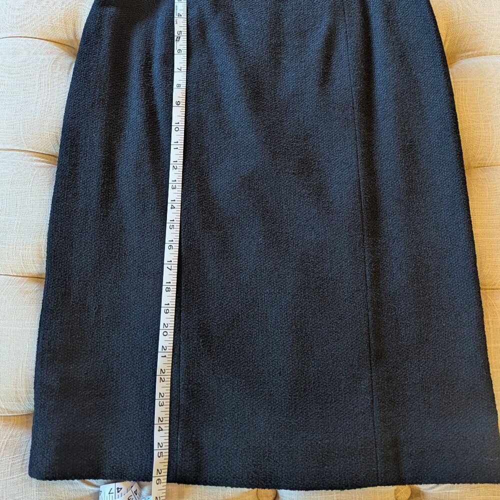 Chanel Suit Set - Picture 14 of 15